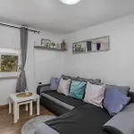 2 Bedroom Stunning In Bregi Σπίτι διακοπών *