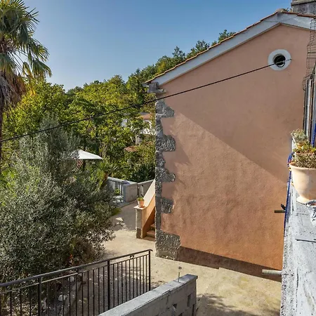 2 Bedroom Stunning In Bregi Holiday home *