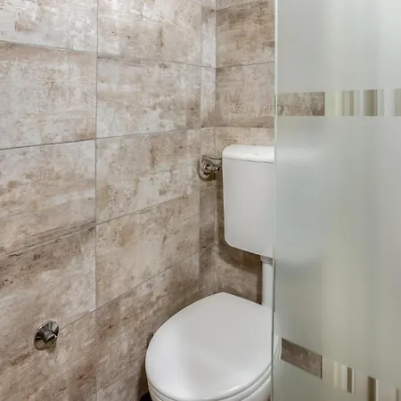 Tatil Evi 2 Bedroom Stunning In Bregi *