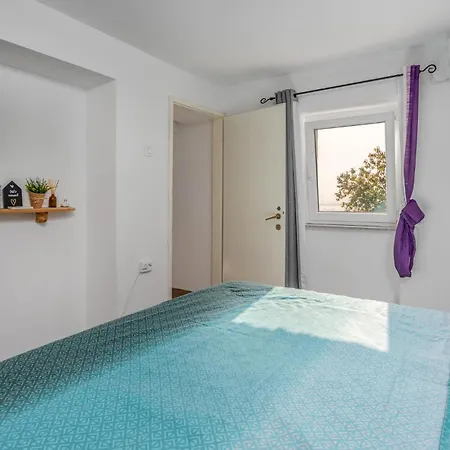 2 Bedroom Stunning In Bregi Breza