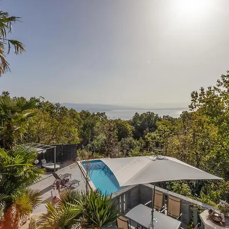 2 Bedroom Stunning In Bregi