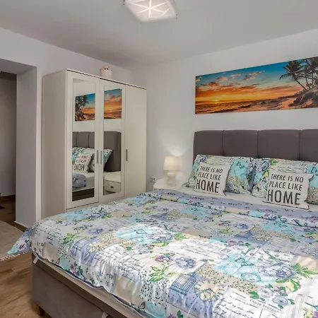 펜션 2 Bedroom Stunning In Bregi Breza