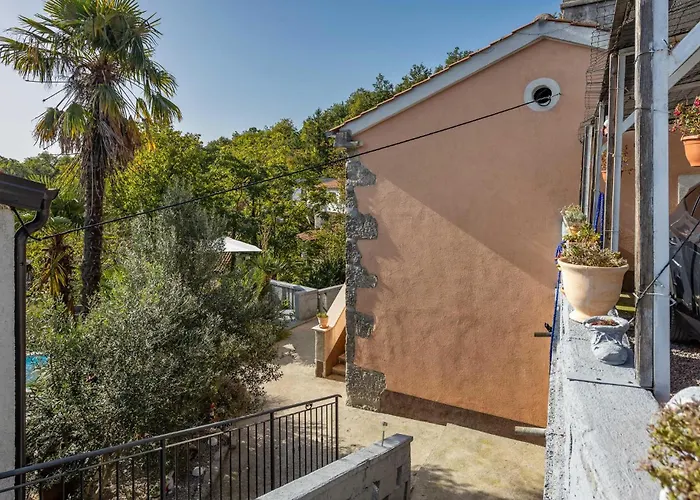 2 Bedroom Stunning In Bregi Vikendica *